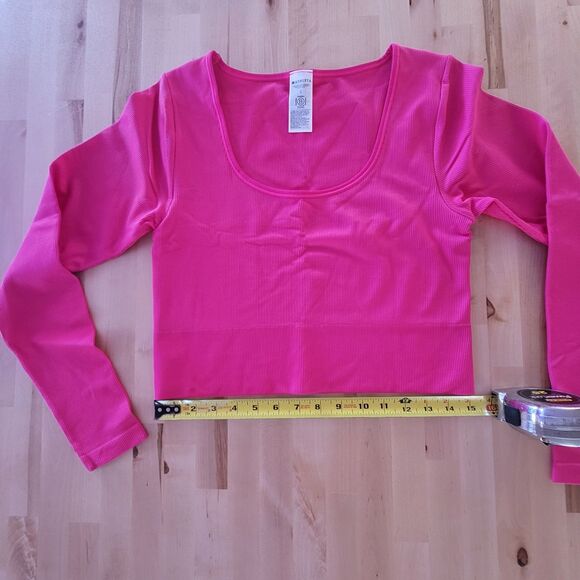 Athleta Womens Aurora Seamless Crop Top Long Sleeve Tulip Pink Size L Yoga Gym - Picture 8 of 11